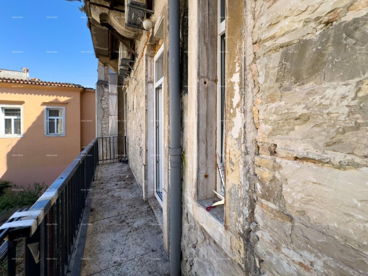 Predivan, renovirani stan u strogom centru, na gradskoj tržnici, Pula! 23