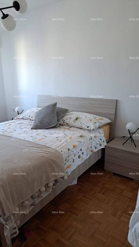 Prodaje se lijep stan u Puli – 33.20m². Blizina Caffe bara 10