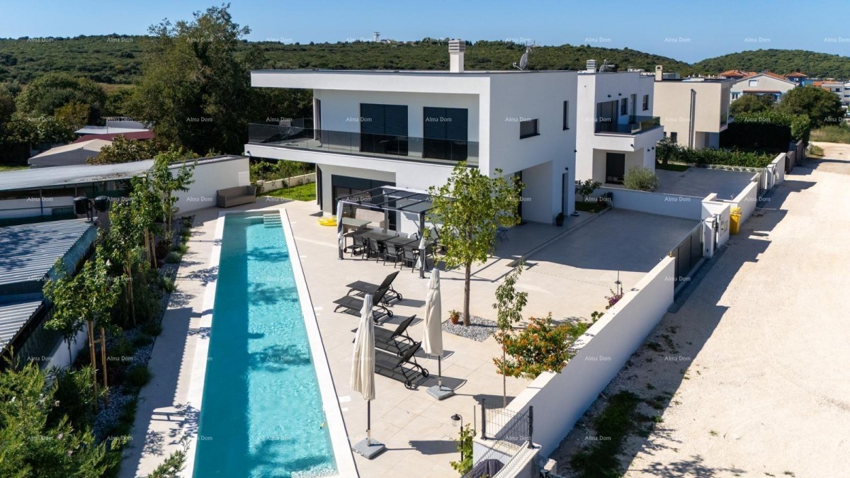 Vendita - villa nuova, moderna ed esclusiva con piscina, Volme, Pula! 1