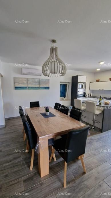 Св. Ловреч, Прекрасная каменная вилла с большим участком земли 7