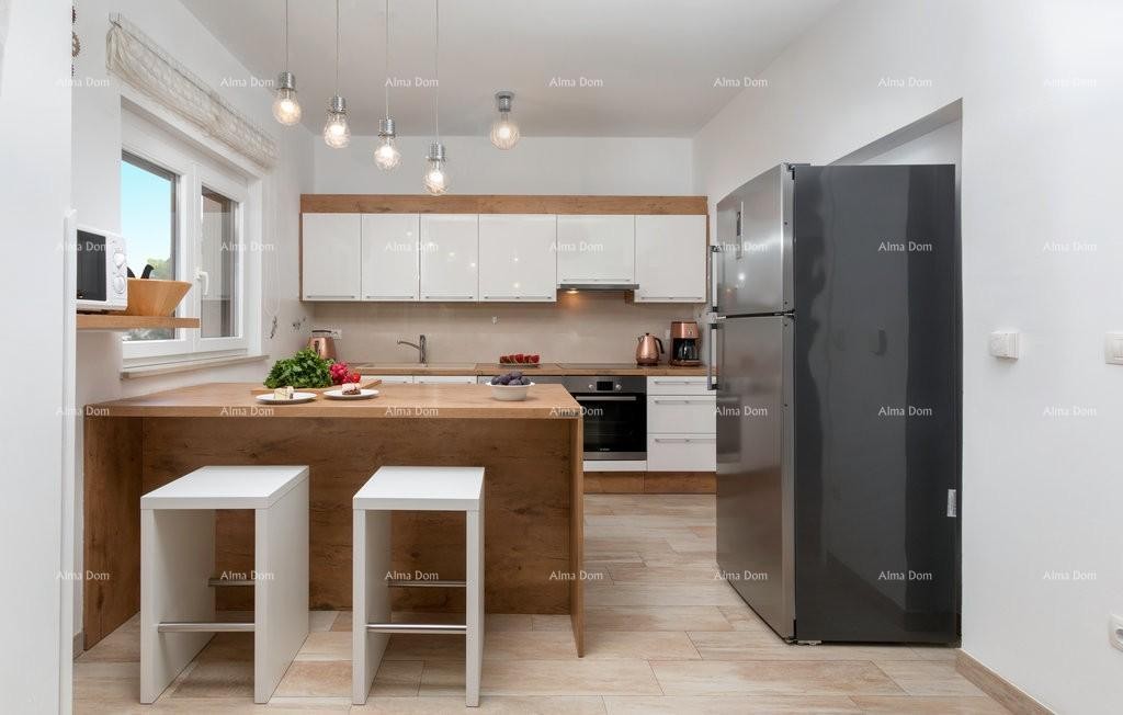 Premantura, samostojeća kuća sa 5 spavaćih soba.Blizina mora . 21