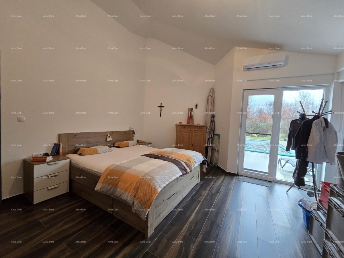 Самостоятельный одноэтажный дом с бассейном! 17