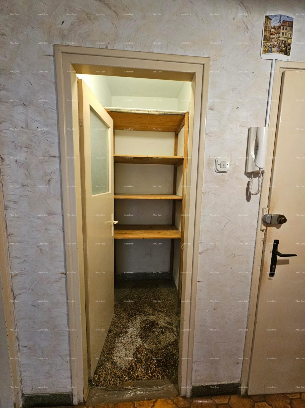 Chestnut. Apartment for sale in an excellent location, Pula! 17