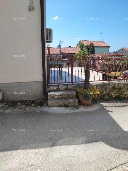 Brtonigla, Detached house with garden - for renovation 3