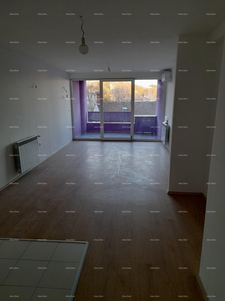 PULA – APPARTAMENTO COMPLETAMENTE RISTRUTTURATO DI 83,37 m² CON POSTO AUTO IN GARAGE E CANTINA 2