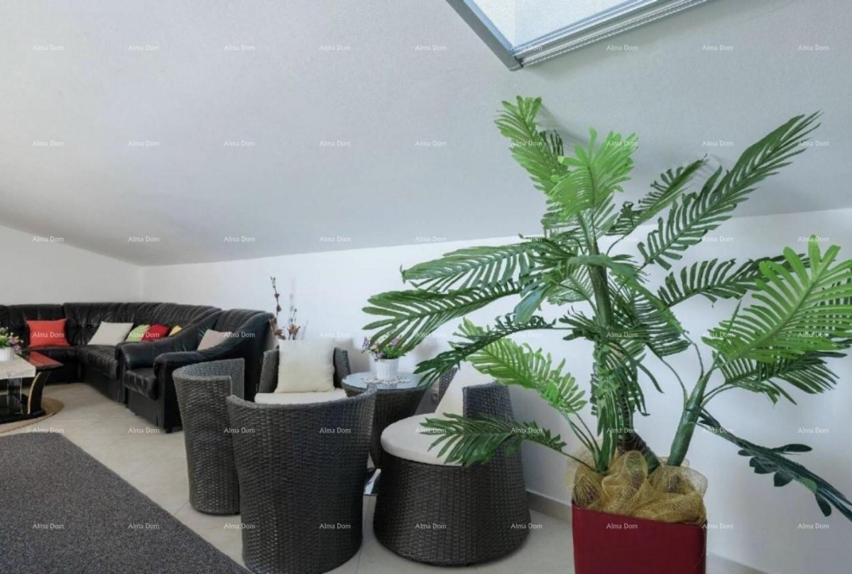 Продается красивая вилла с бассейном в Водняне. 11