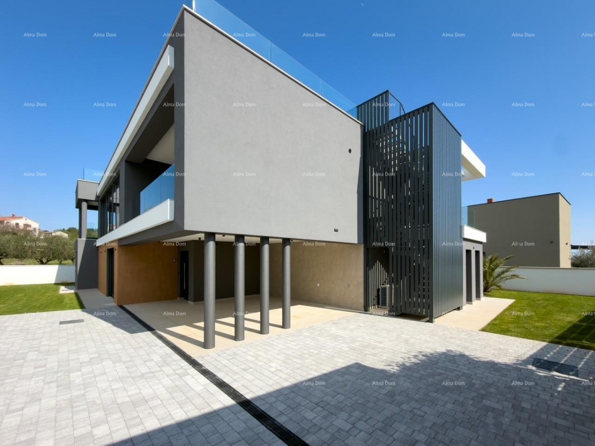 Современная вилла в 100 метрах от моря! 48