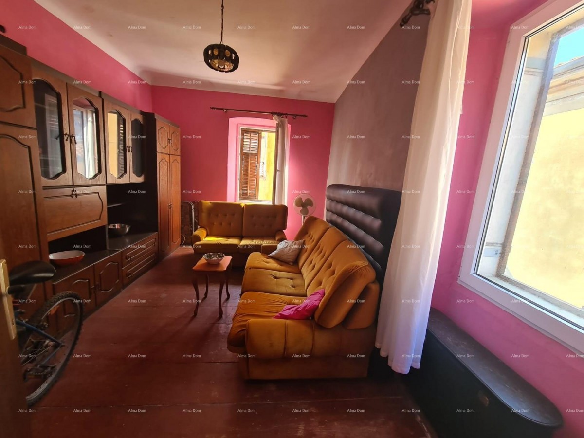 Eccellente appartamento nel cuore della città, Pola. 14