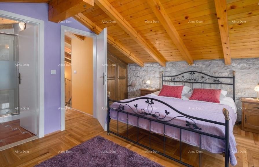 Casa con piscina in vendita, Tinjan 6