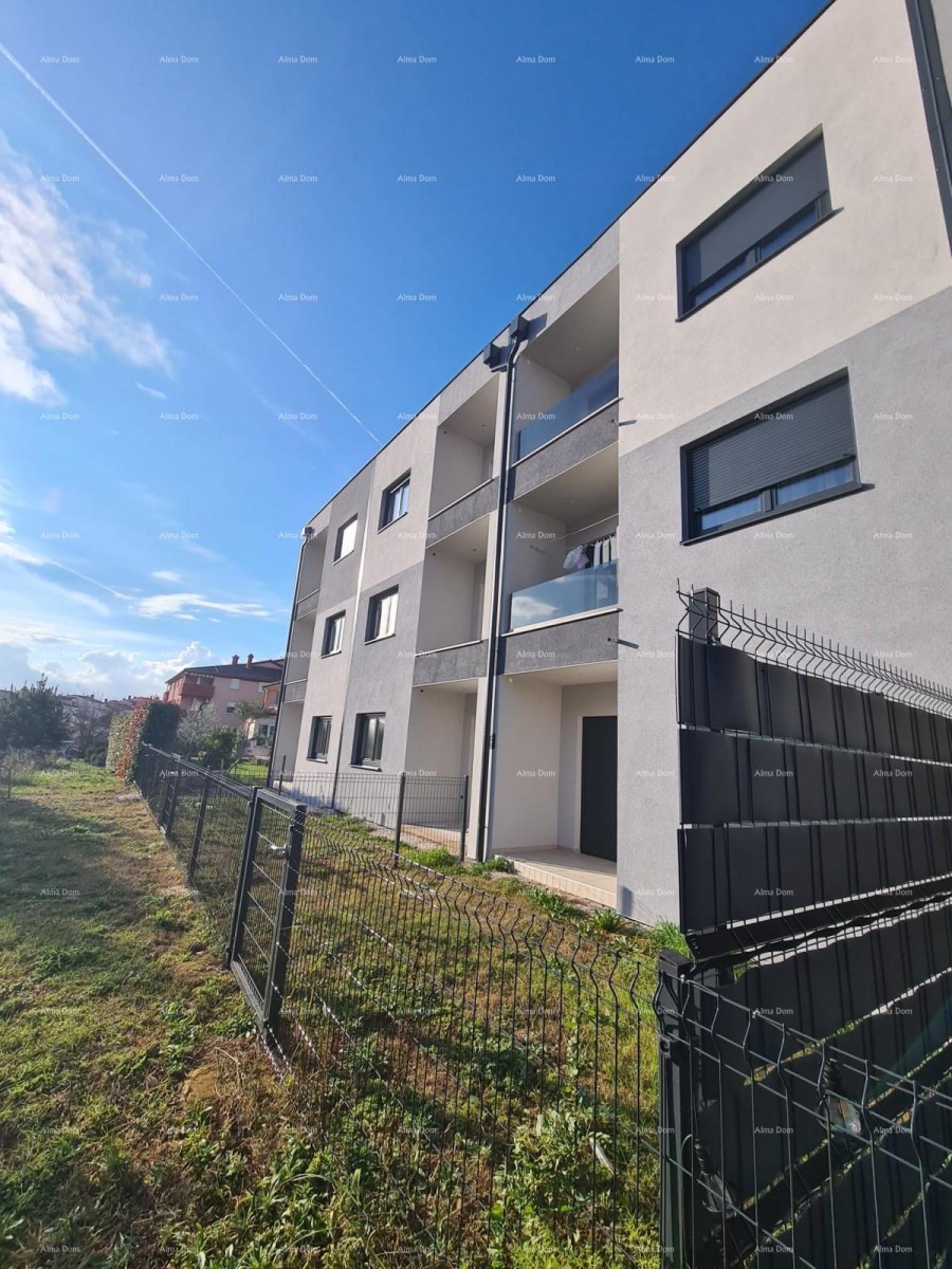 In italiano, il titolo si traduce in: 1