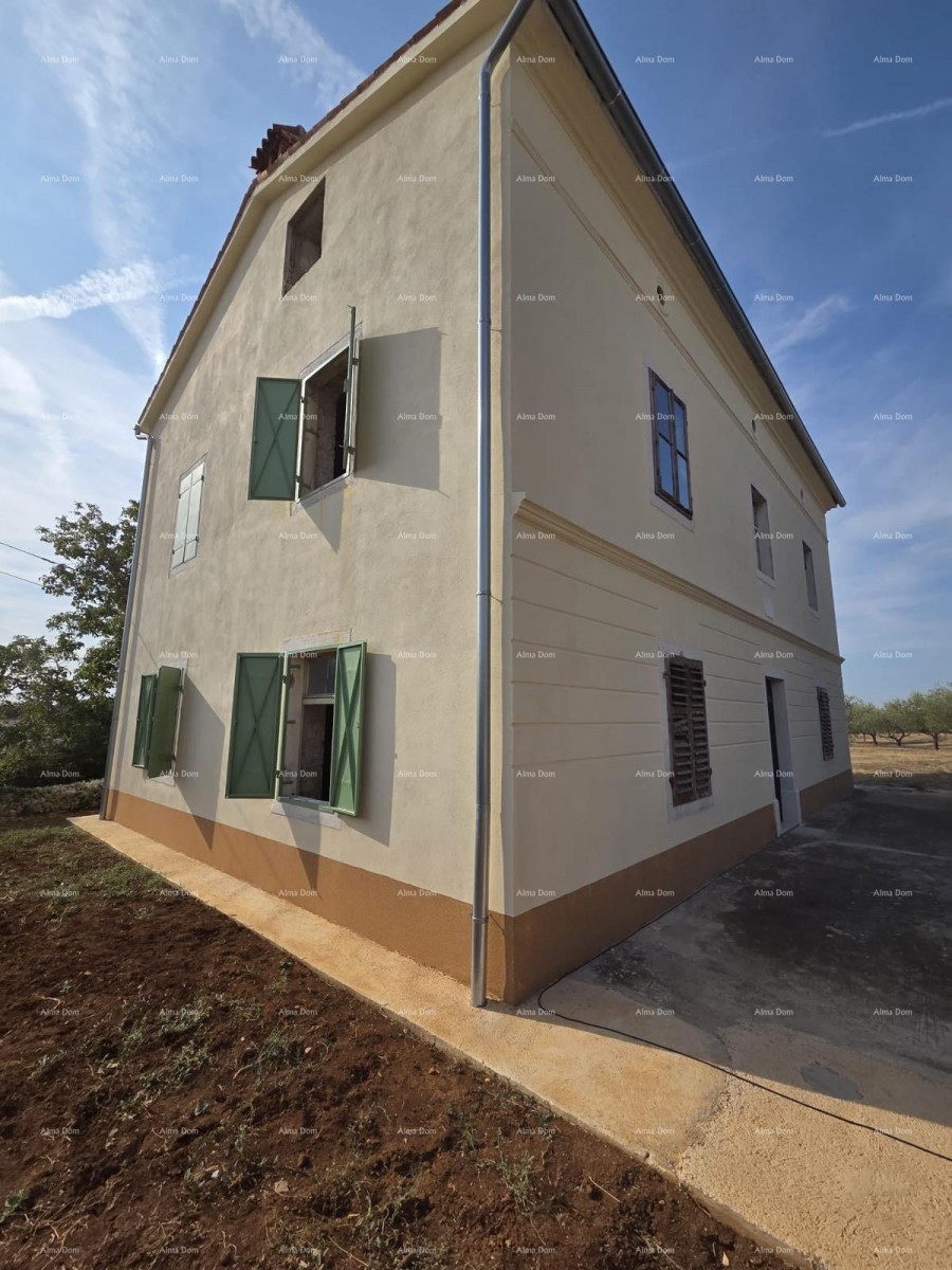 ДОМ В МУТВОРАНЕ – 300+ м² И УЧАСТОК 2.980 м² 2