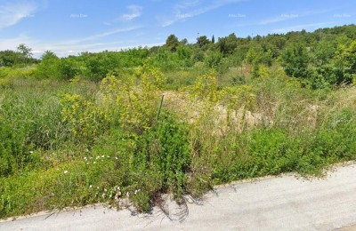 Продается земельный участок – 2100 м², промышленная зона Умаг