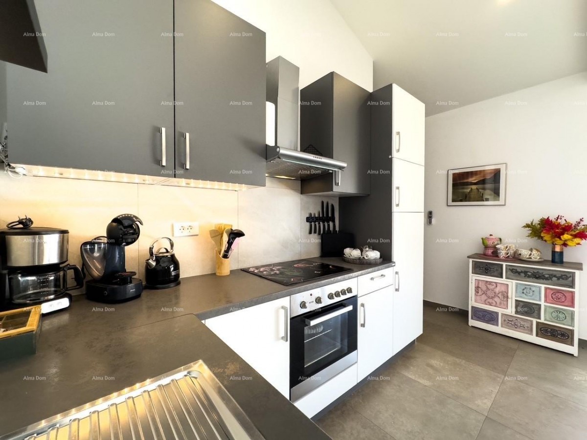 TWO HOUSES FOR SALE! Exclusive sale! 49