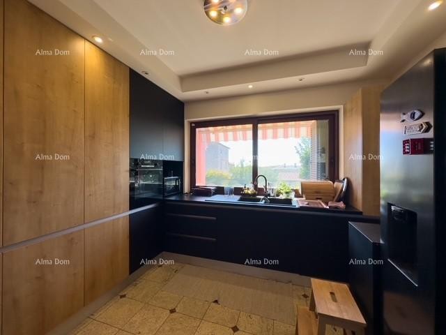 Bale: Prostrana vila s bazenom i kućom za goste 16