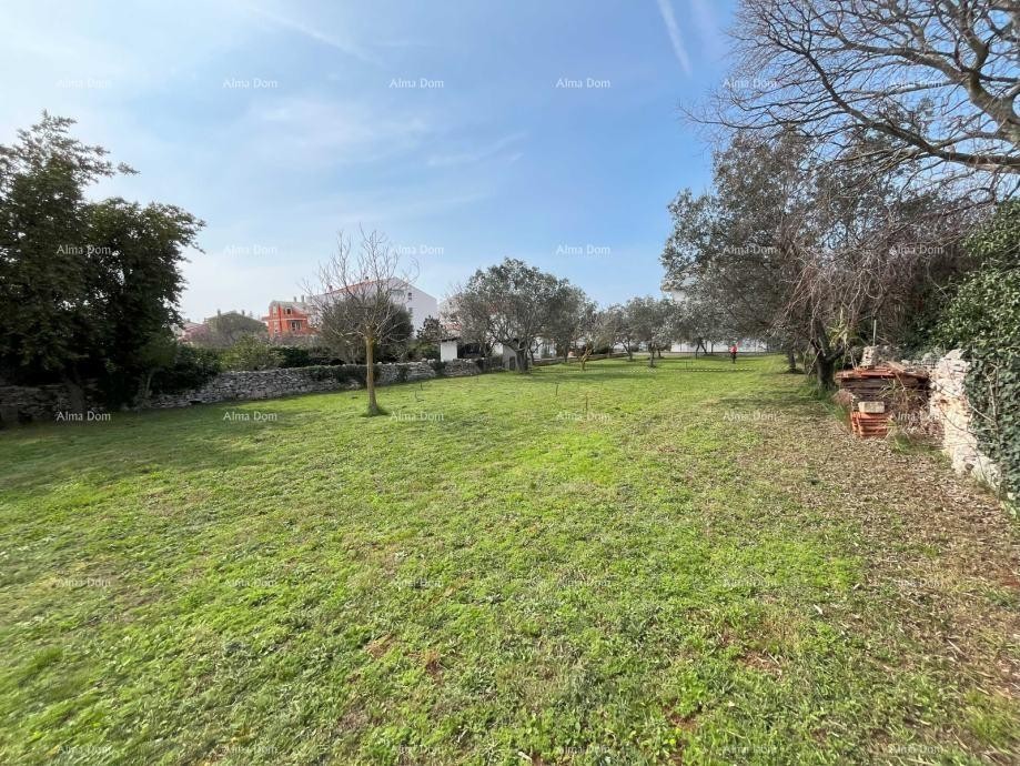 Перой, земельный участок площадью 1336 м² 3