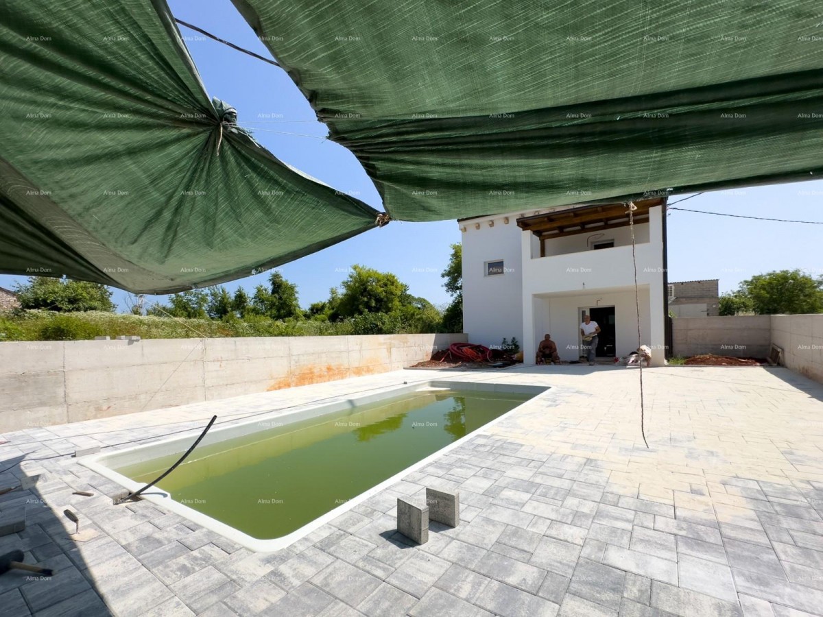 Prodajemo renoviranu Istarsku kamenu kuću u okolici Žminja! 1