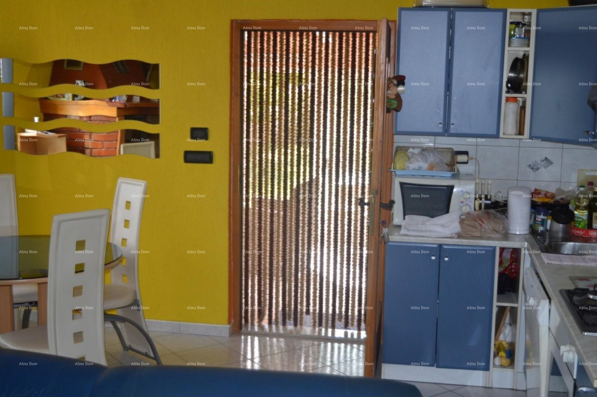 Near Marcana, house on a large plot of 26,000 m2. 19