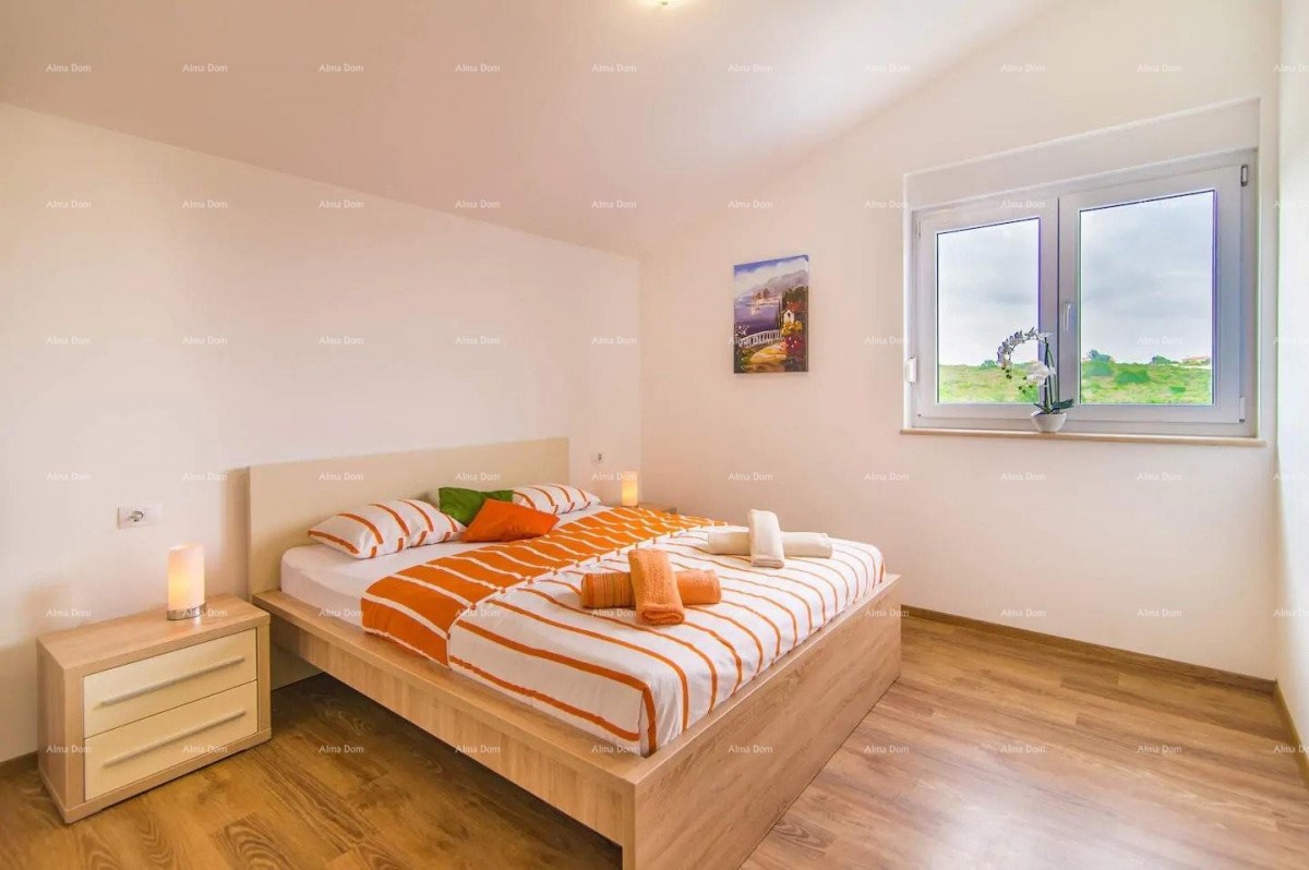 Pomer. Samostojna hiša z bazenom! 11