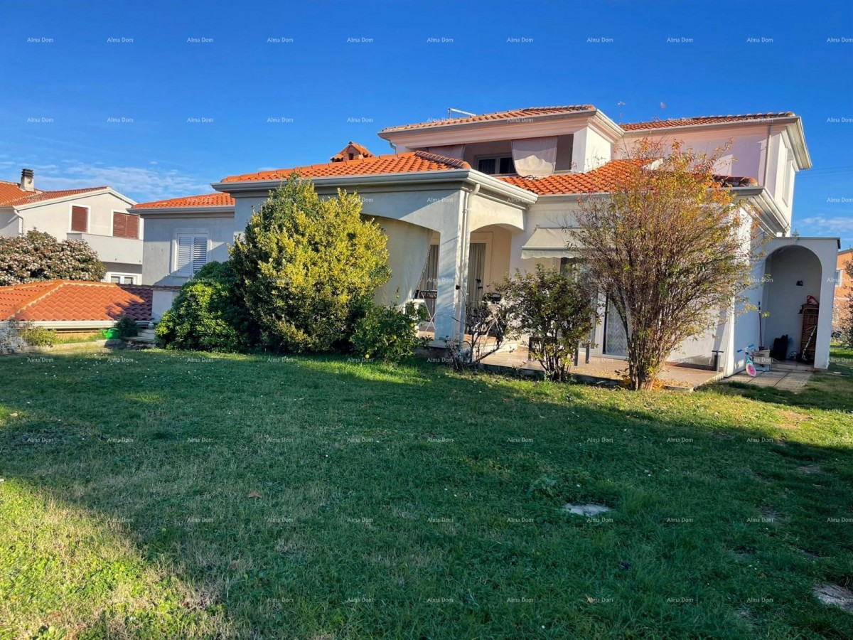 Umag! Casa con ampio giardino e terrazza. 4