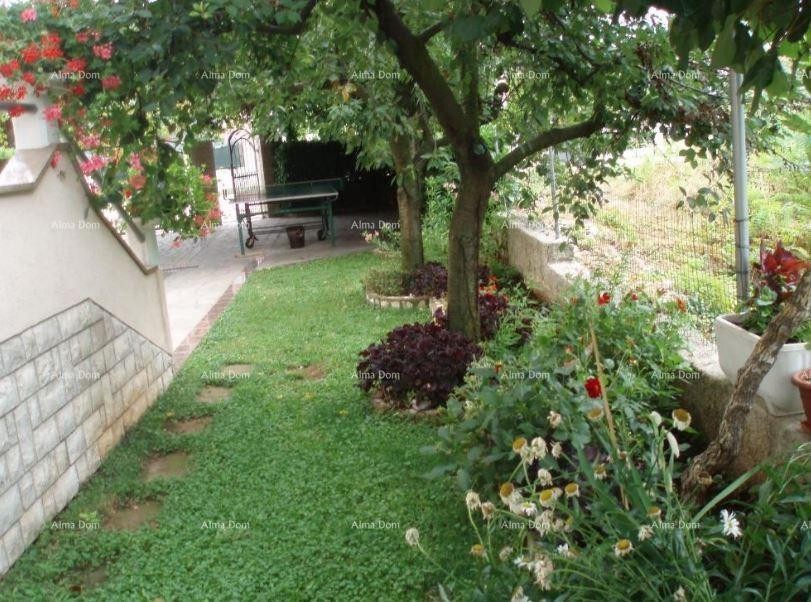 Palazzina con 5 appartamenti, ciascuno con una bellissima vista sul mare 2