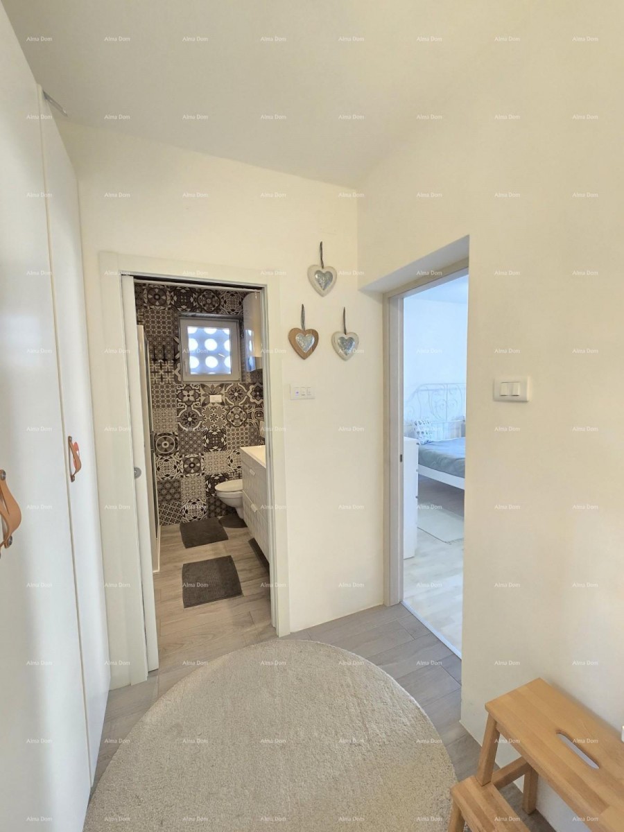 Obiteljski stan nedaleko od centra Pule! 12