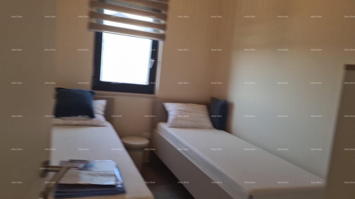 Moderen apartma v bloku E, s parkirnim mestom in shrambo v bližini Umaga! 11