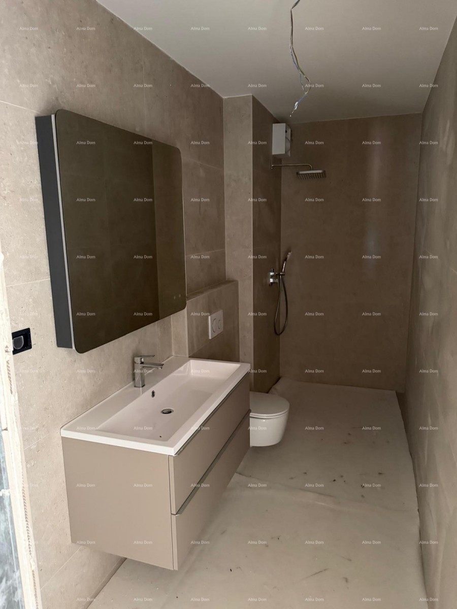 Sale of apartments in modern new construction, in the center, Poreč! 13