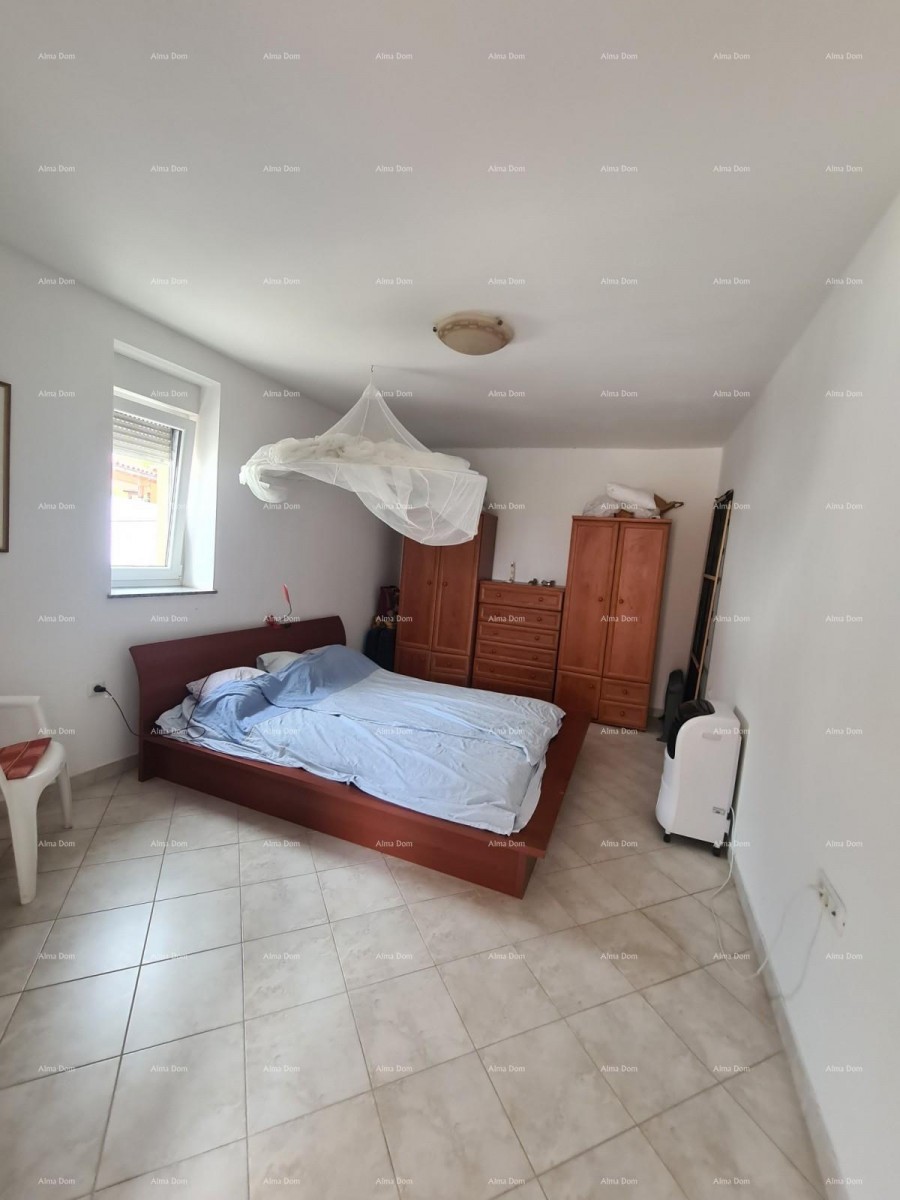 Hiša s pomožnim objektom. Medulin. 29