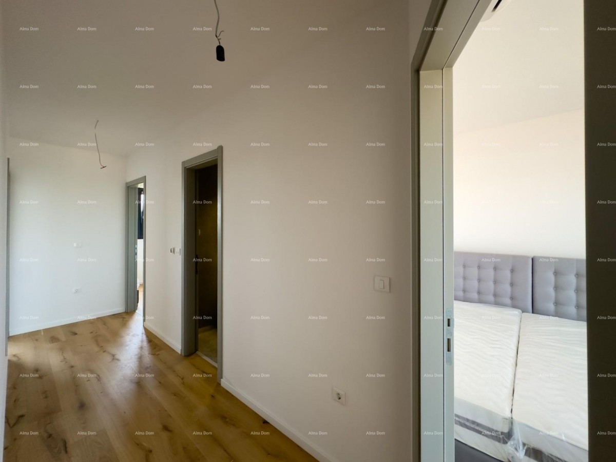 Spacious apartment in Pula with three bedrooms and modern amenities near the city center 15