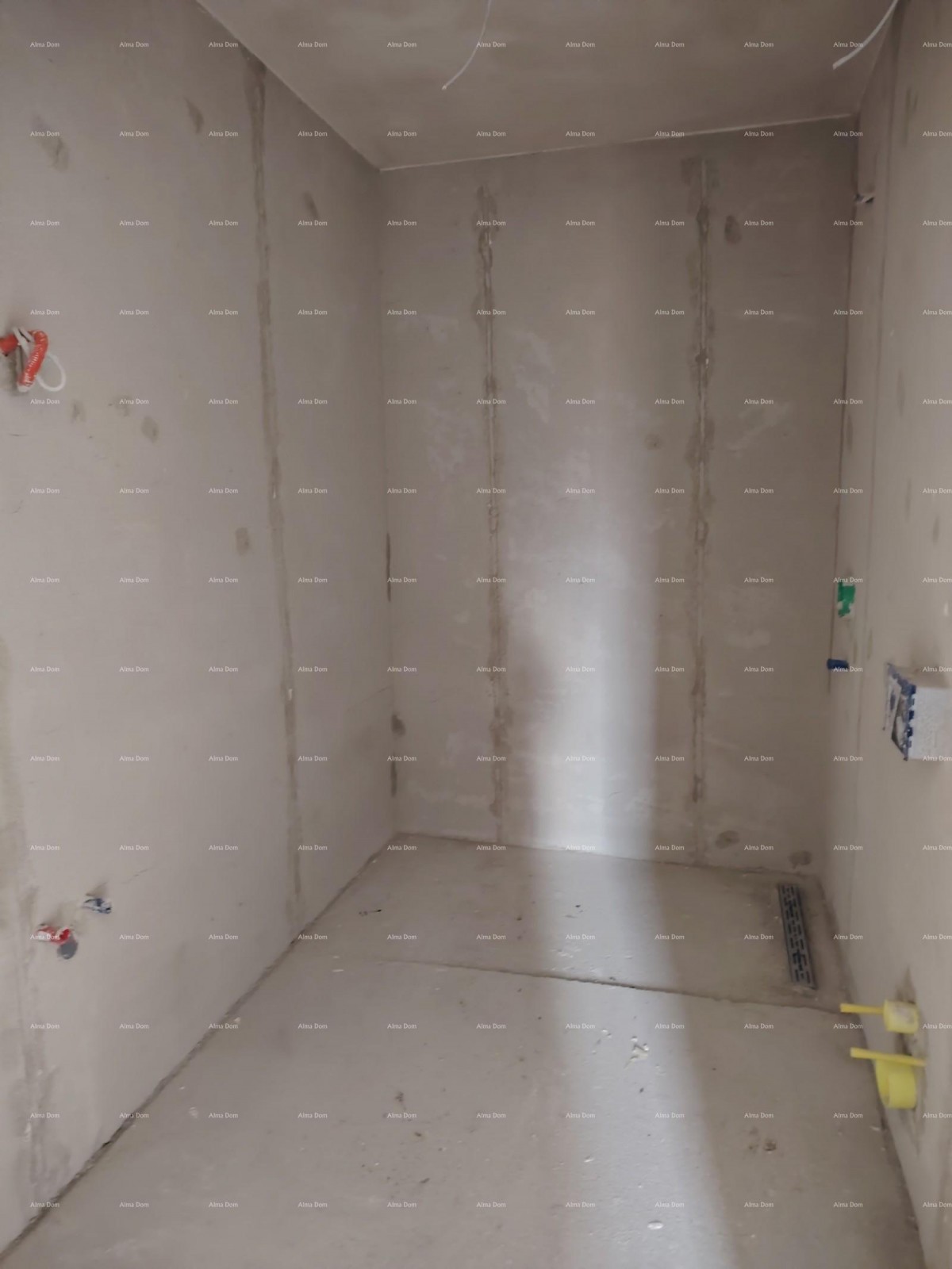 Penthaus s garažom i parkirnim mjestom 6