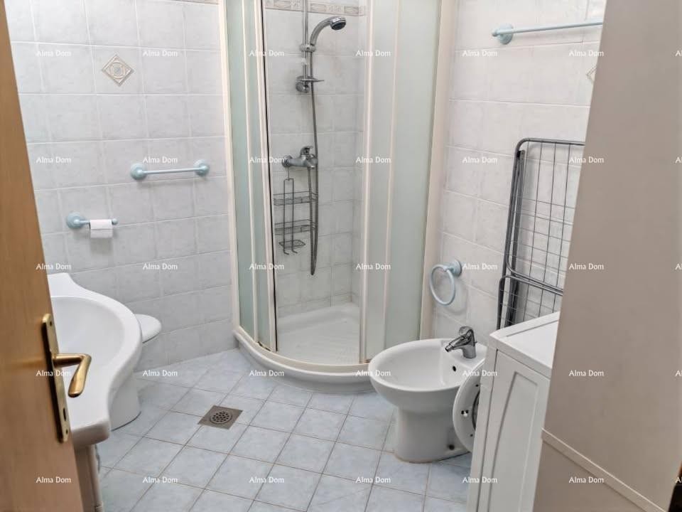 Namješten stan 65 m² s pogledom na more,  Poreč 6