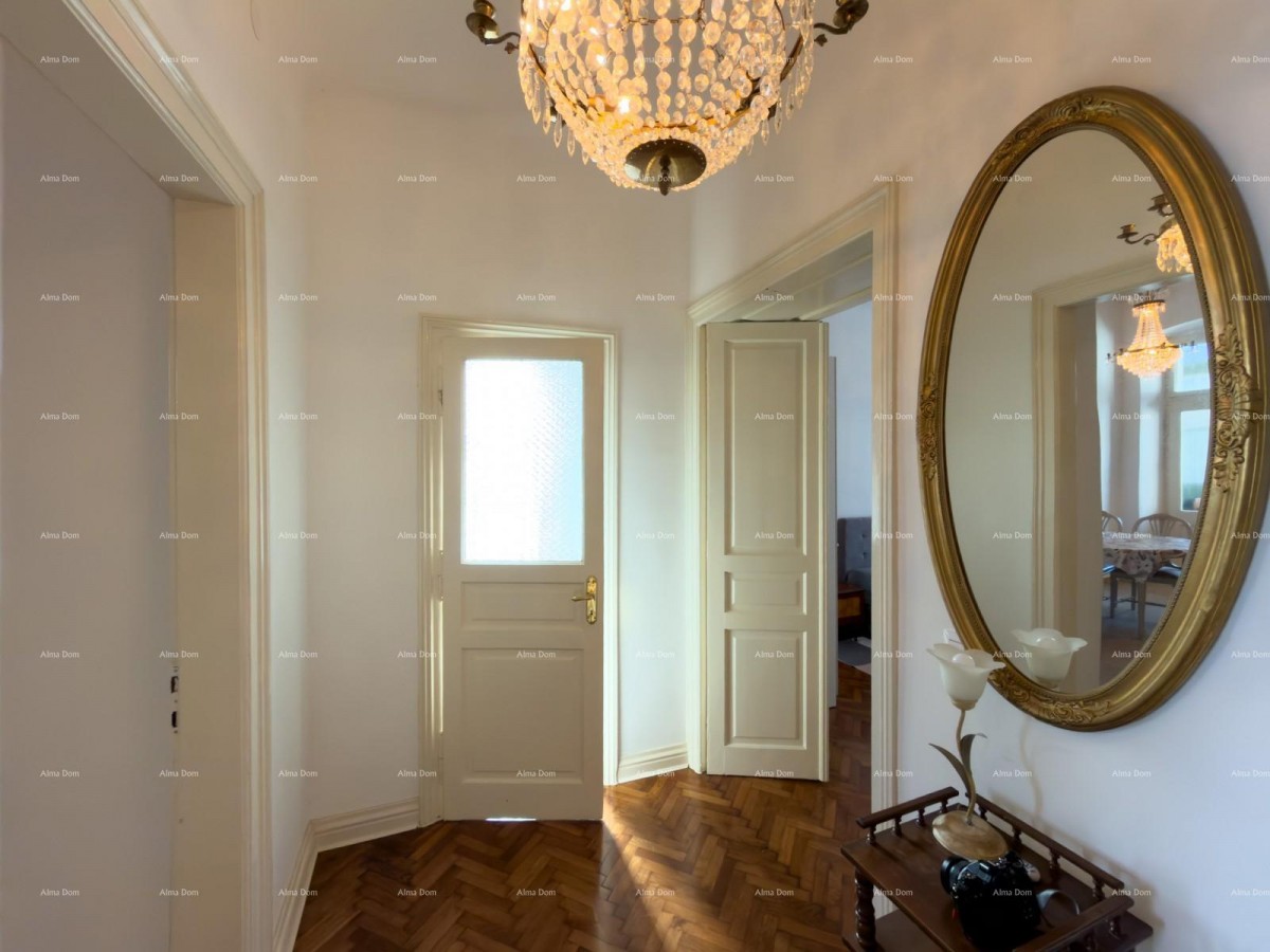 Renovirani stan u Centru Pule! Par koraka od gradske tržnice. 18