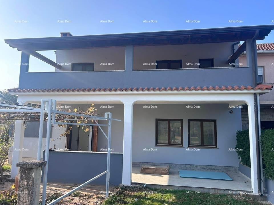 Пореч – просторная квартира на первом этаже с двором 17