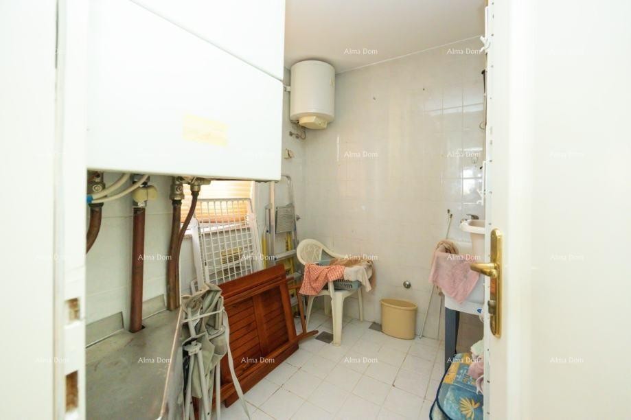 Prodaje se prostrani stan od 108 m² u  Puli. VIDIKOVAC. 13