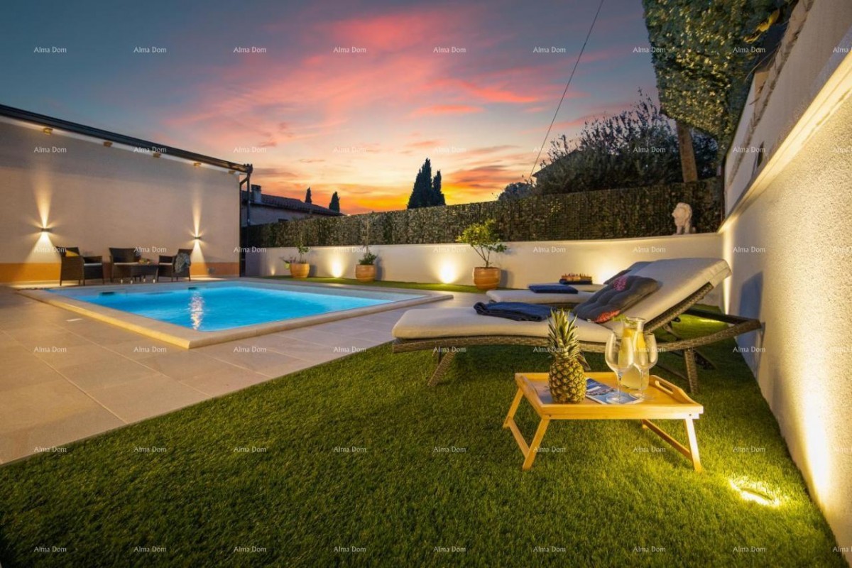 Продаем прекрасную виллу в Ровине. 14