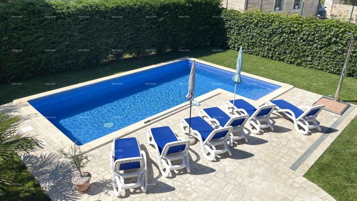 Продается: Полностью и современно отремонтированная вилла 2018 года 4