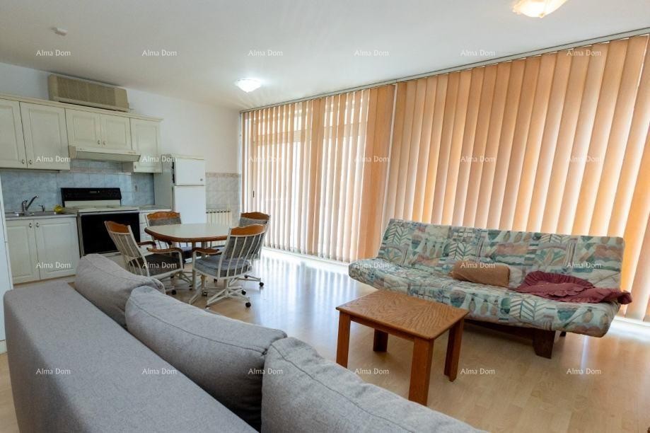 Prodaje se prostrani stan od 108 m² u  Puli. VIDIKOVAC. 1