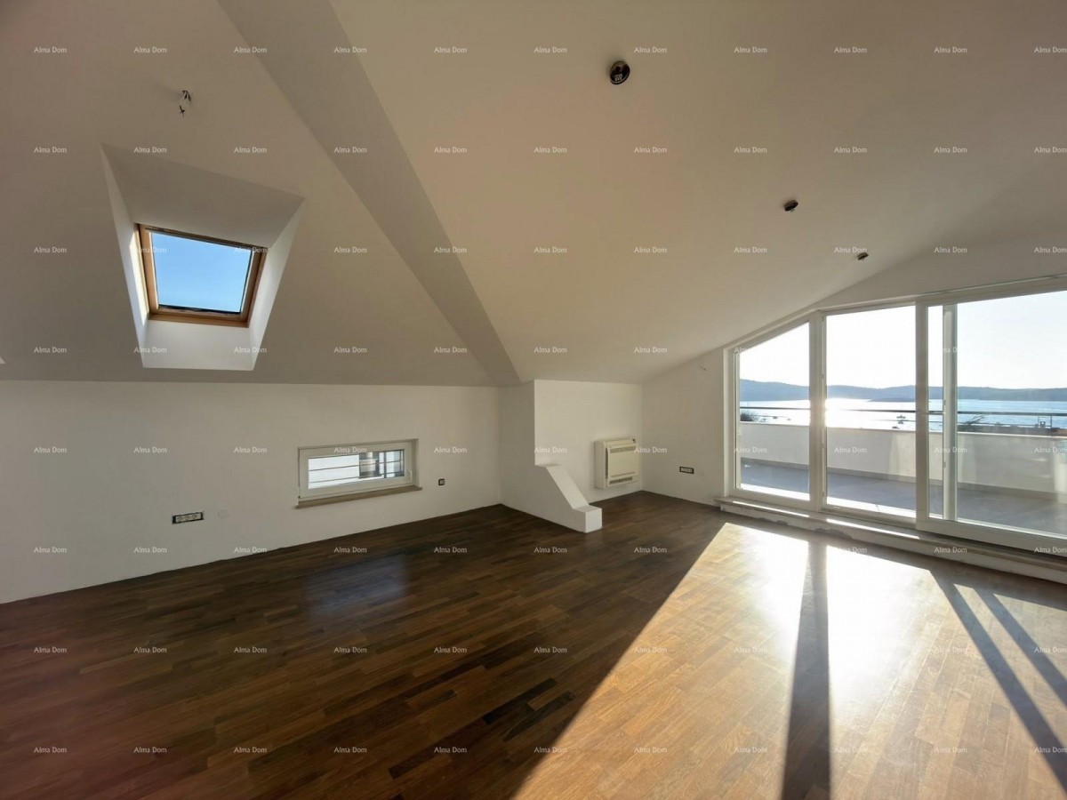 MEDULIN – penthouse z odprtim pogledom na morje, 150 m od obale 2