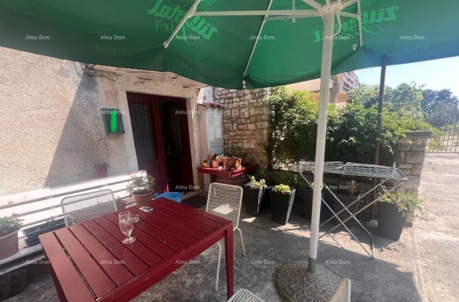 Na prodaju kamena kuća za renovaciju – okolica Buja 3