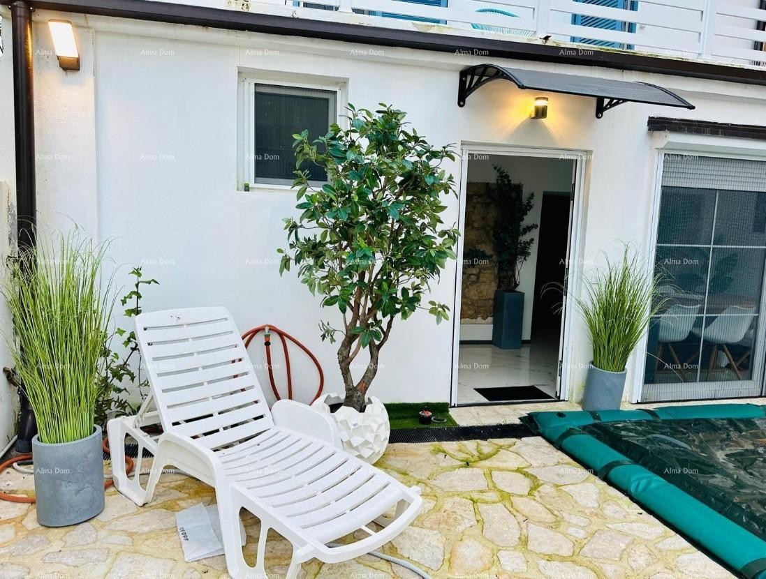 In vendita moderna casa, vicino a Poreč 16