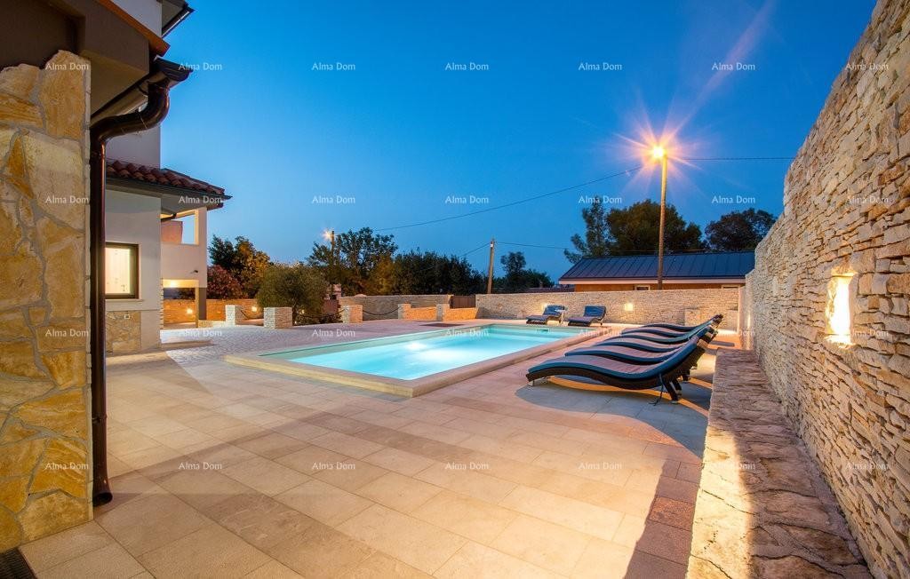 Premantura, samostojeća kuća sa 5 spavaćih soba.Blizina mora . 14