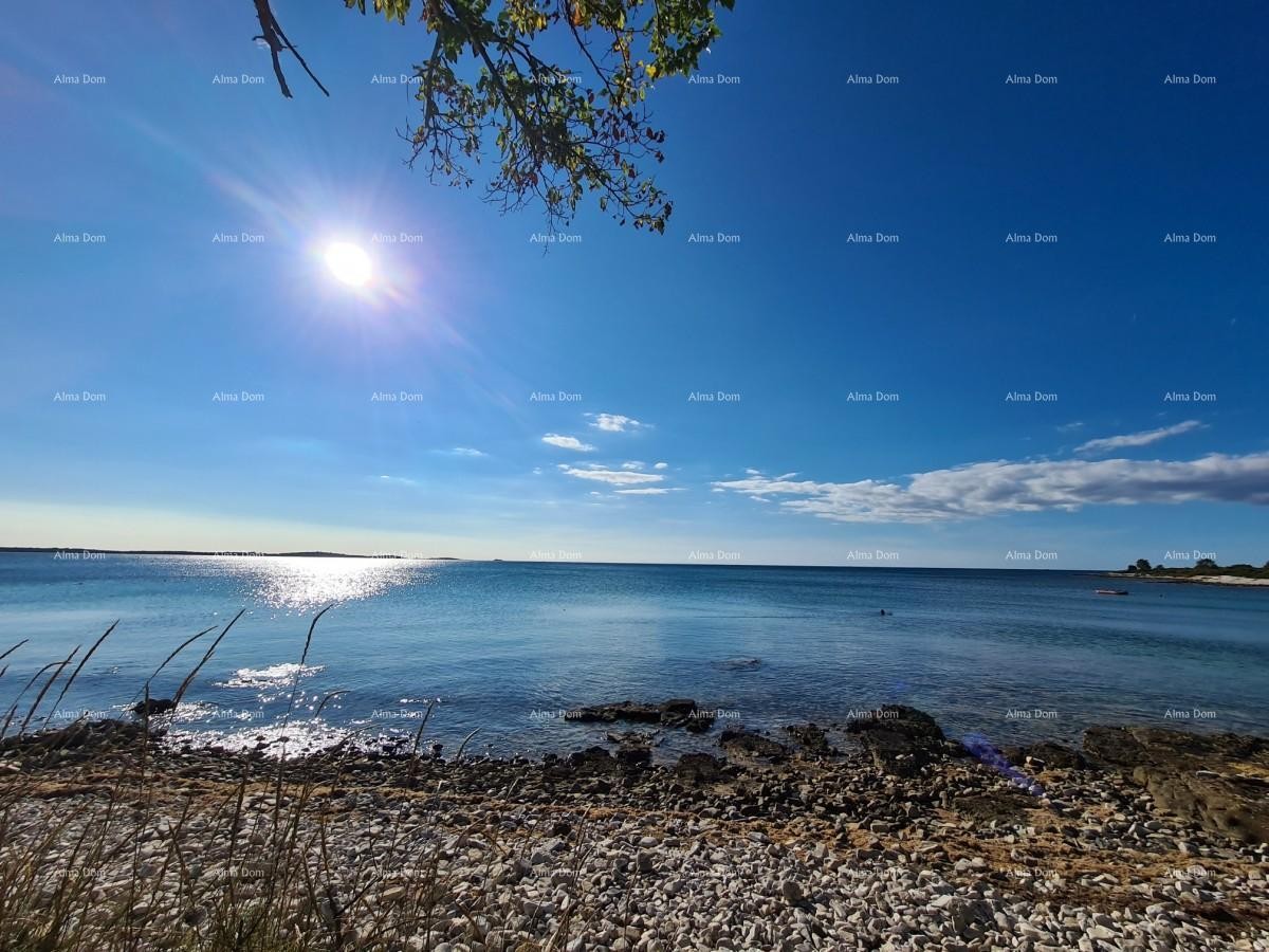 PEROJ, na samoj obali. Parcela prvi red do mora! 3