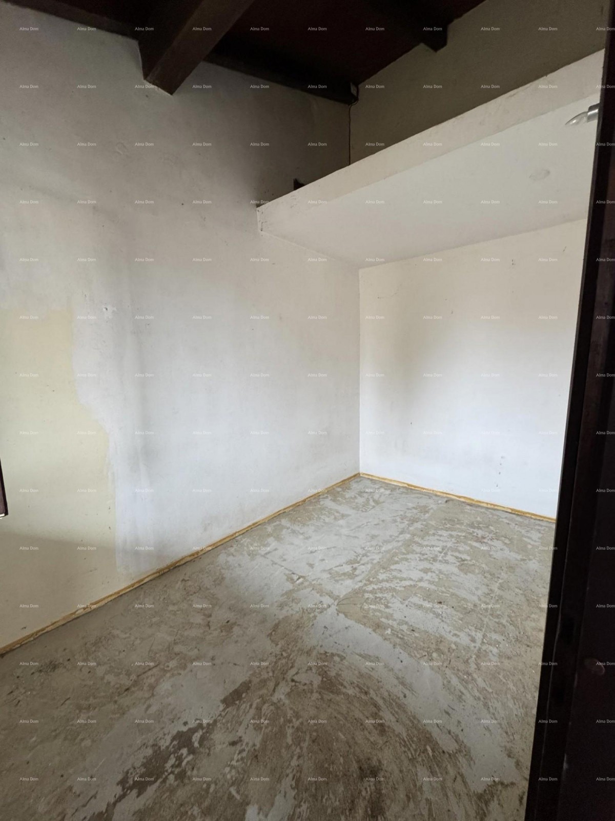 Червар Порат – 2-комнатная квартира с галереей, 100 м от моря 4