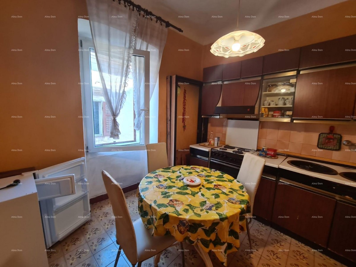 Eccellente appartamento nel cuore della città, Pola. 20