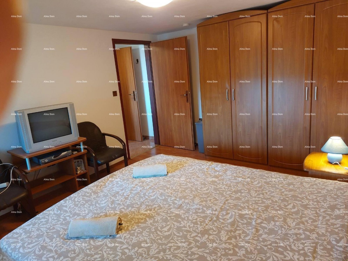 Prodaje se kuća, 170 m2, Karojba 9