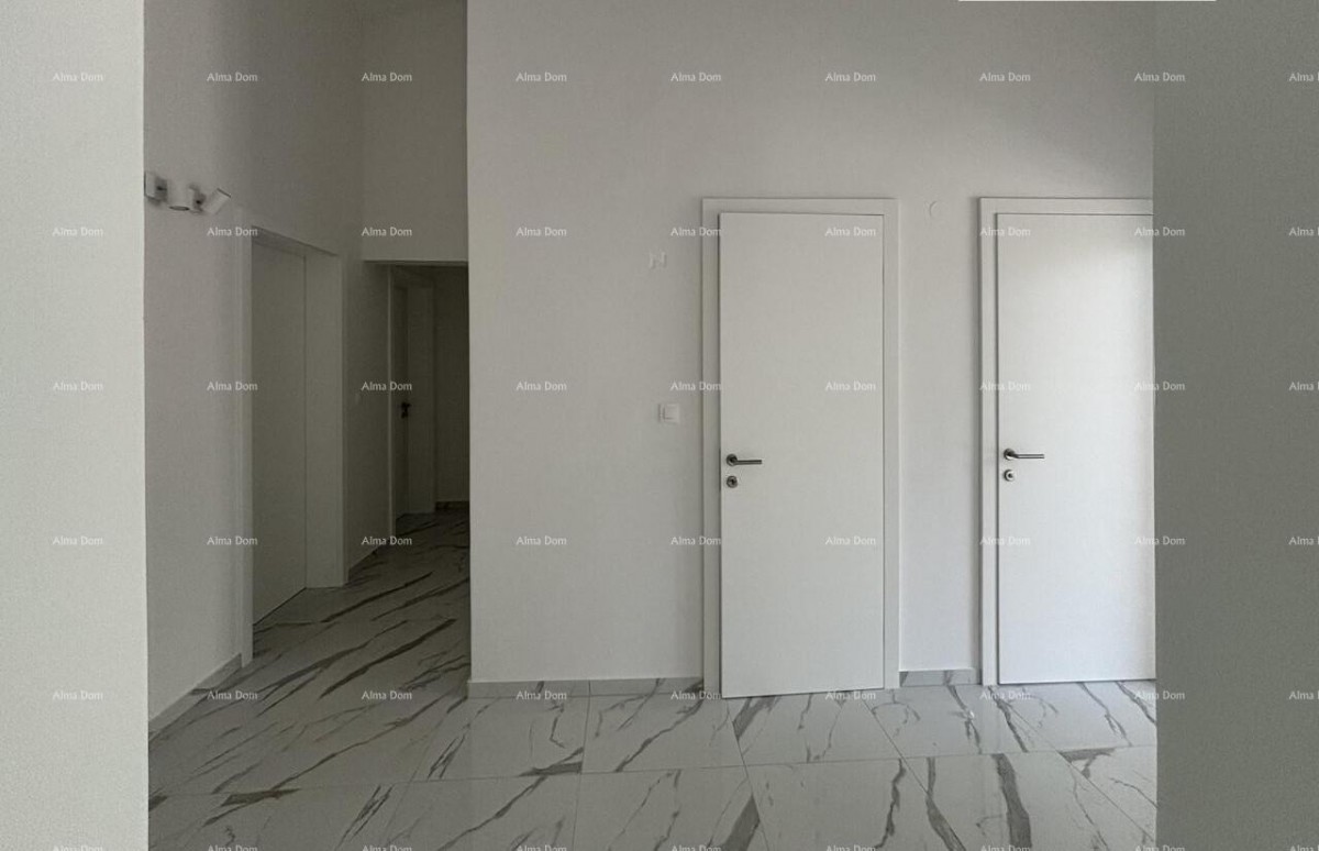 УМАГ – Дом с бассейном и тремя отдельными апартаментами 19