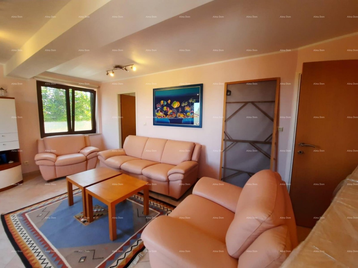 Prodaje se samostojeća kuća, 175 m2, Marčana 2