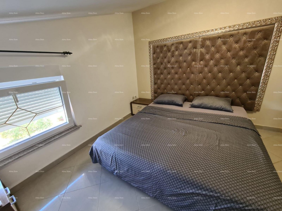 Na prodaju kuća s bazenom – Valtura 36