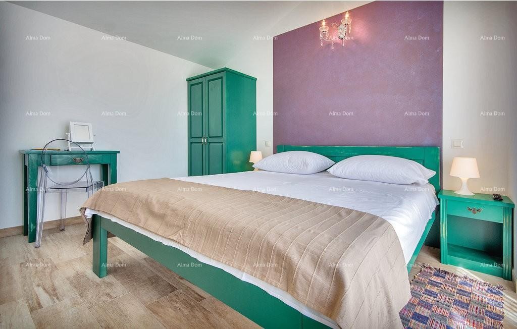 Premantura, samostojeća kuća sa 5 spavaćih soba.Blizina mora . 36