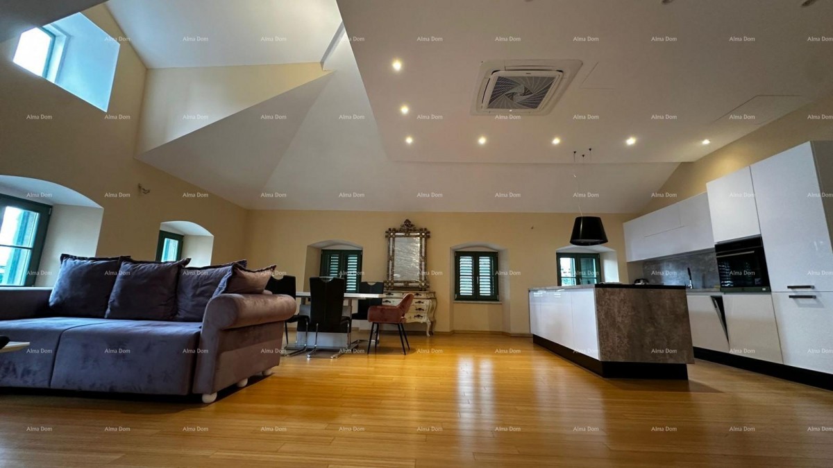 Lussuoso appartamento duplex nel centro di Opatija, 185 m2 1